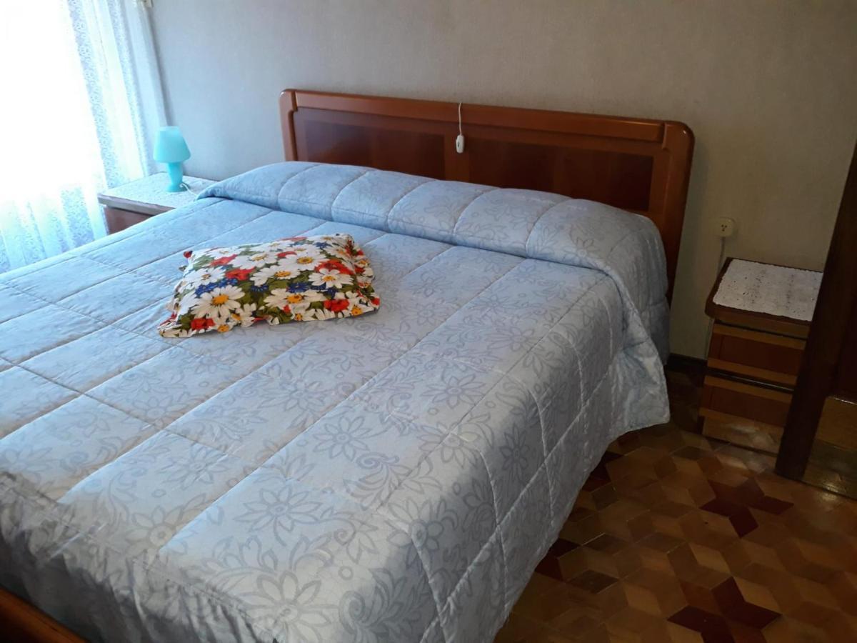 Appartamento Con Parcheggio Pubblico Sotto Casa Сен Венсан Екстериор снимка