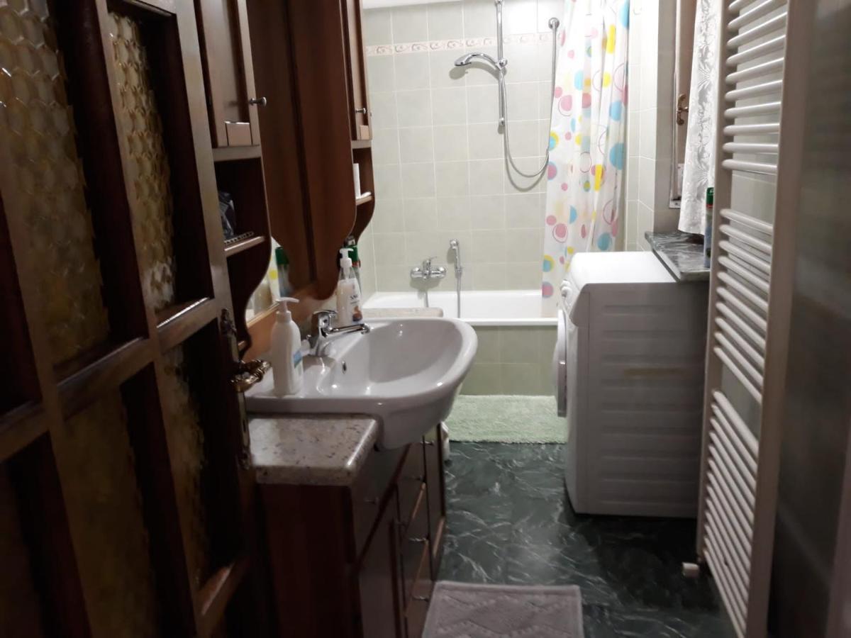 Appartamento Con Parcheggio Pubblico Sotto Casa Сен Венсан Екстериор снимка